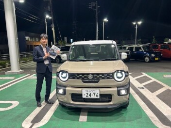 新型クロスビー是非乗りに来てください！！